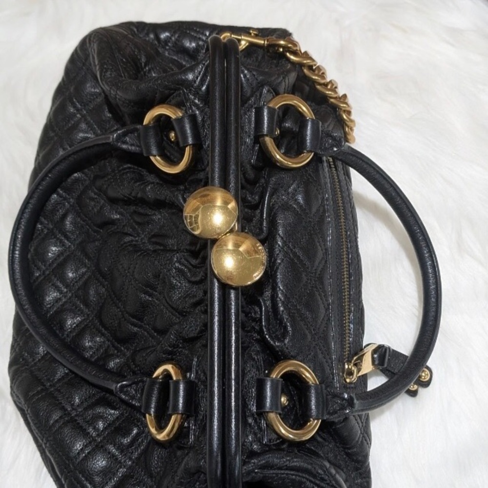 Marc Jacobs Stam Kiss Lock Black Leather Shoulder Bag W/Chain 
*OG BAG* - Picture 5 of 12